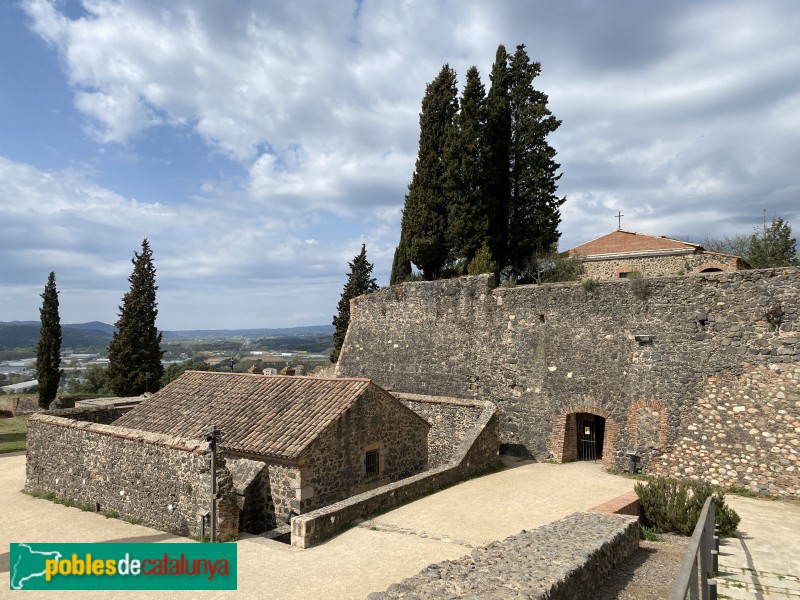 Hostalric - Castell (Foto: Albert Esteves, 2021) Hostalric - Castell