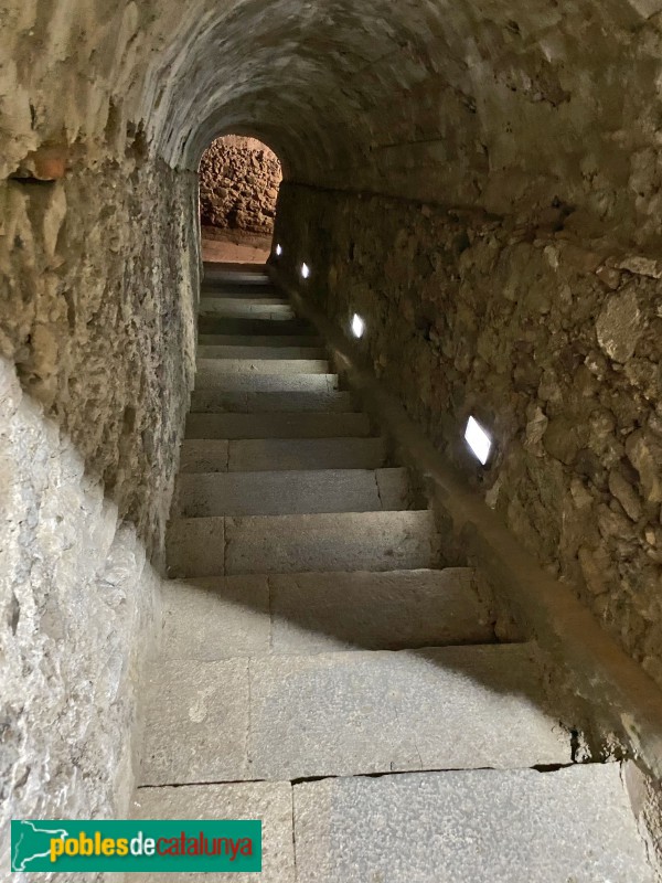 Hostalric - Castell (Foto: Albert Esteves, 2021) Hostalric - Castell