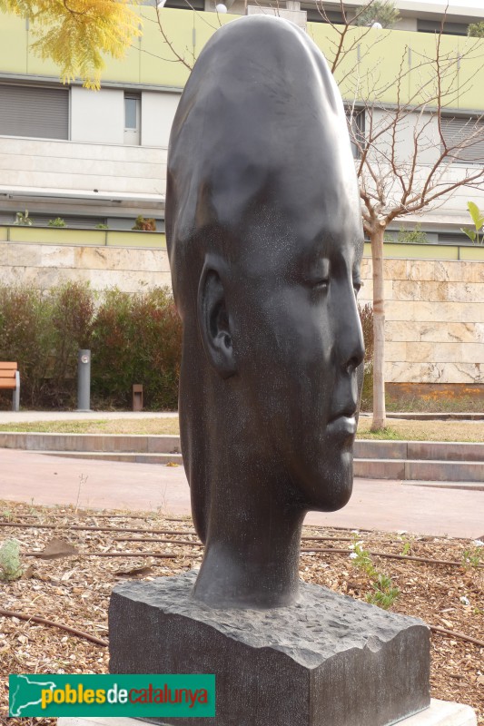 Sant Just Desvern - Escultura <i>Chloe</i>