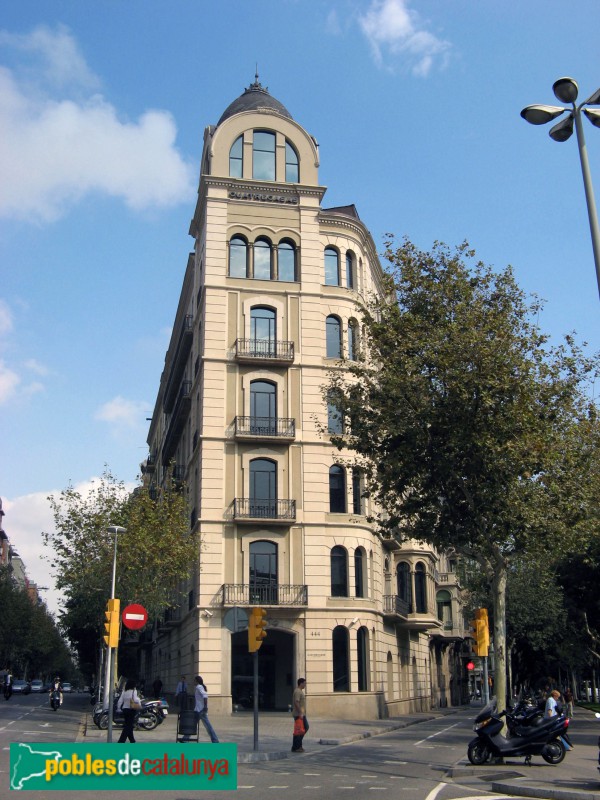 Barcelona - Edifici Cuatrecasas (Diagonal, 444)