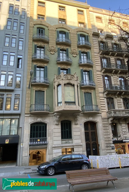 Barcelona - Rambla de Catalunya, 96 (Foto: Albert Esteves, 2022) Barcelona - Rambla de Catalunya, 96
