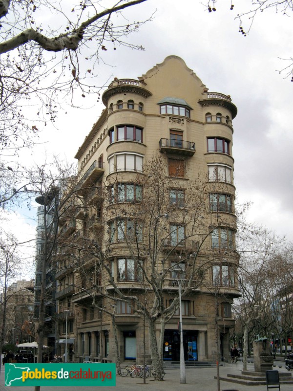 Barcelona - Casa Pericas (Diagonal, 389) (Foto: Albert Esteves, 2008) Barcelona - Casa Pericas (Diagonal, 389)