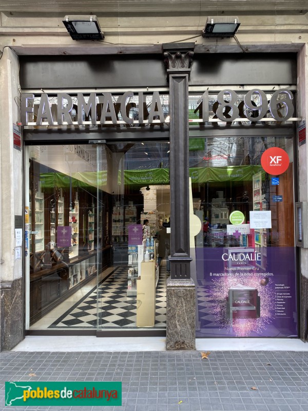 Barcelona - Farmàcia 1896 (Foto: Albert Esteves, 2022) Barcelona - Farmàcia 1896