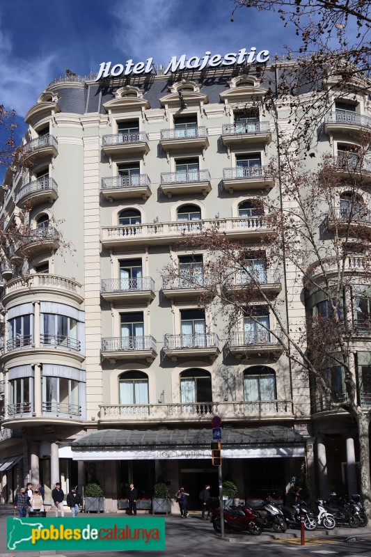 Barcelona - Hotel Majestic (Passeig de Gràcia, 68-72) (Foto: Albert Esteves, 2022) Barcelona - Hotel Majestic (Passeig de Gràcia, 68-72)