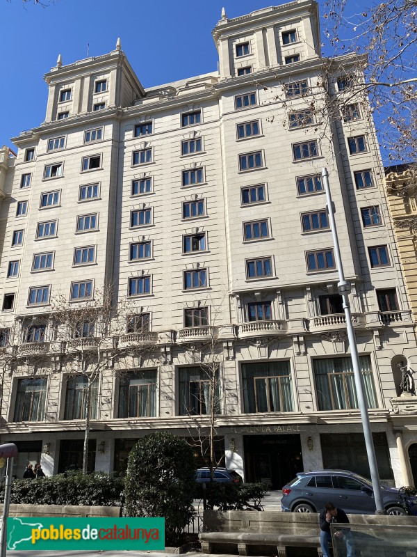 Barcelona - Hotel Avenida Palace (Gran Via, 605-607) (Foto: Albert Esteves, 2022) Barcelona - Hotel Avenida Palace (Gran Via, 605-607)