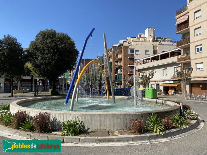 La Llagosta - Escultura <i>Tot Aigua</i> (Foto: Albert Esteves, 2022) La Llagosta - Escultura <i>Tot Aigua</i>