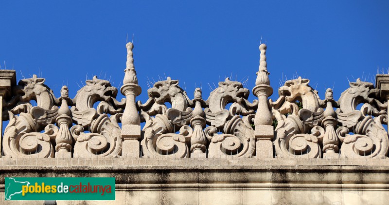 Casa de la Punxa (Cambra de Comerç) (Foto: Albert Esteves, 2022) Casa de la Punxa (Cambra de Comerç)