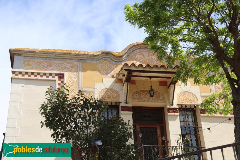 Figaró-Montmany - Vil·la Pepita i Vil·la Rosita (Foto: Albert Esteves, 2022) Figaró-Montmany - Vil·la Pepita i Vil·la Rosita