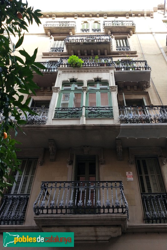 Barcelona - Diputació, 183-185 (Foto: Anna Corcoll, 2019) Barcelona - Diputació, 183-185