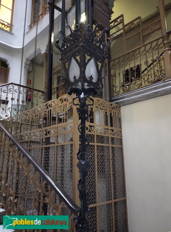 Barcelona - Diputació, 183-185 (Foto: Anna Corcoll, 2019) Barcelona - Diputació, 183-185