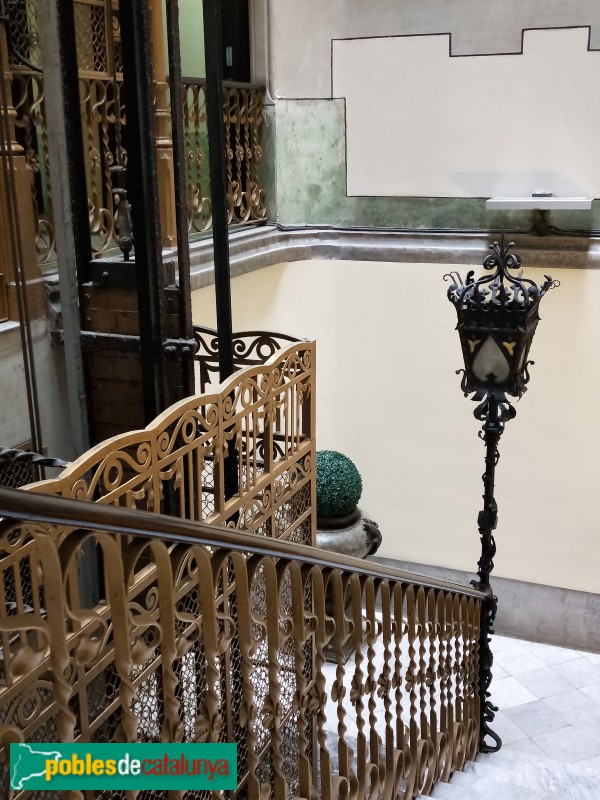 Barcelona - Diputació, 183-185 (Foto: Anna Corcoll, 2019) Barcelona - Diputació, 183-185