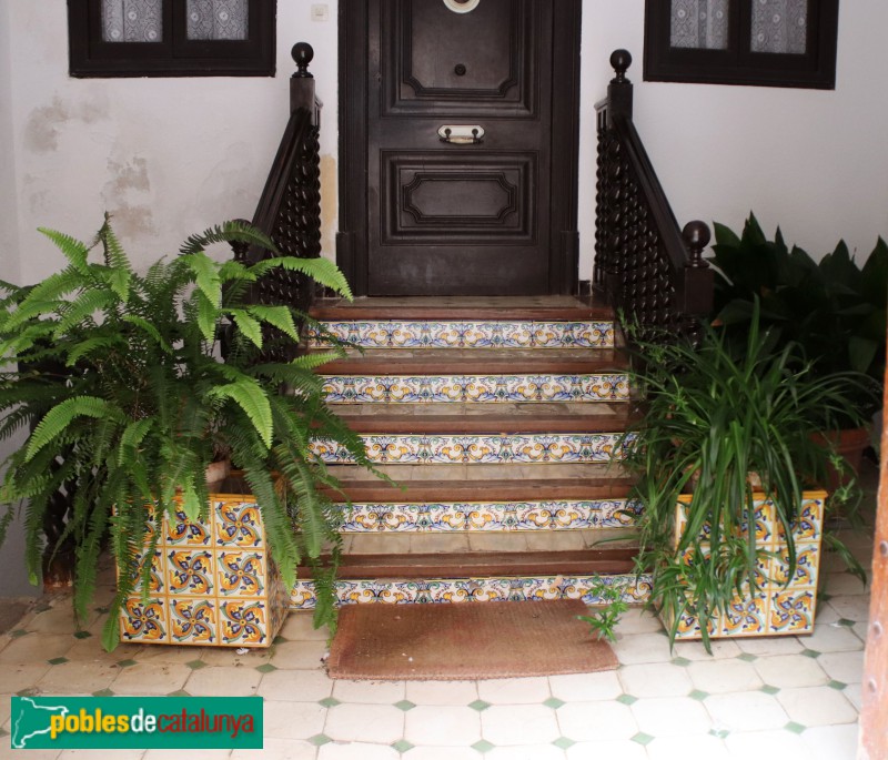 Piera - Cases Víctor Riu (Foto: Albert Esteves, 2022) Piera - Cases Víctor Riu