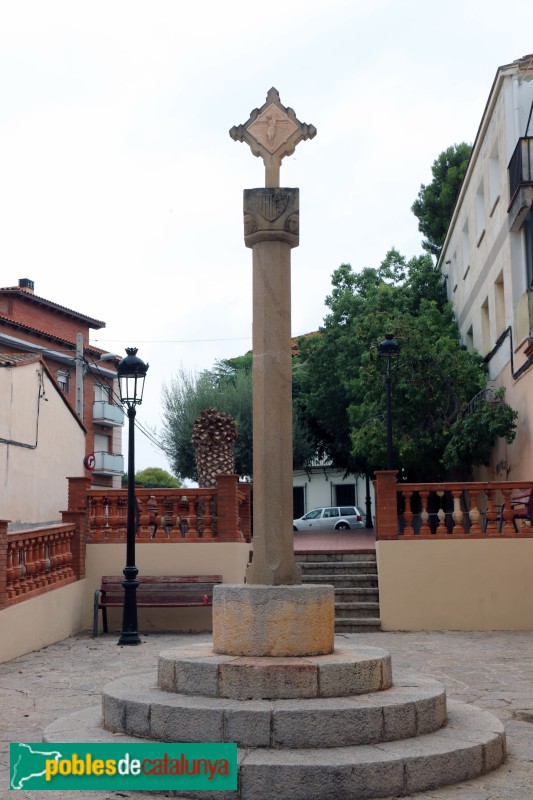 Piera - Creu de la Plaça (Foto: Albert Esteves, 2022) Piera - Creu de la Plaça