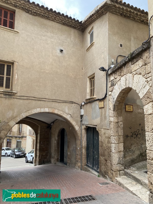 Piera - Portal Romanyà (Foto: Albert Esteves, 2022) Piera - Portal Romanyà