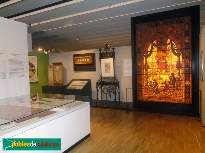 Barcelona - Disseny Hub Barcelona. Sala exposició (Foto: Sergi Suárez, 2022) Barcelona - Disseny Hub Barcelona. Sala exposició