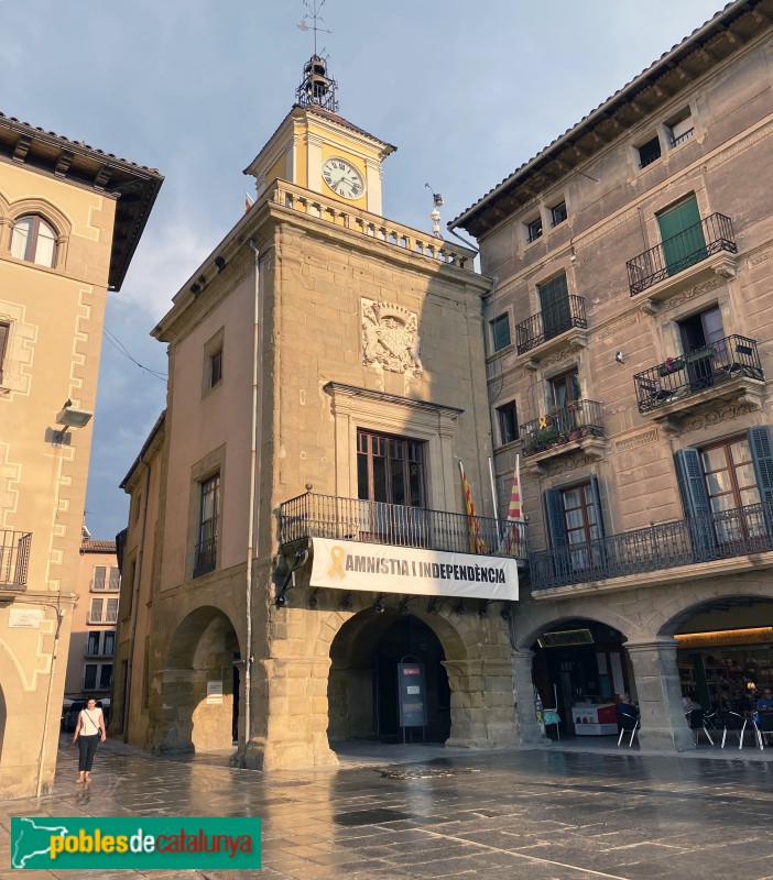 Vic - Casa de la Ciutat (Plaça del Mercadal) (Foto: Albert Esteves, 2022) Vic - Casa de la Ciutat (Plaça del Mercadal)