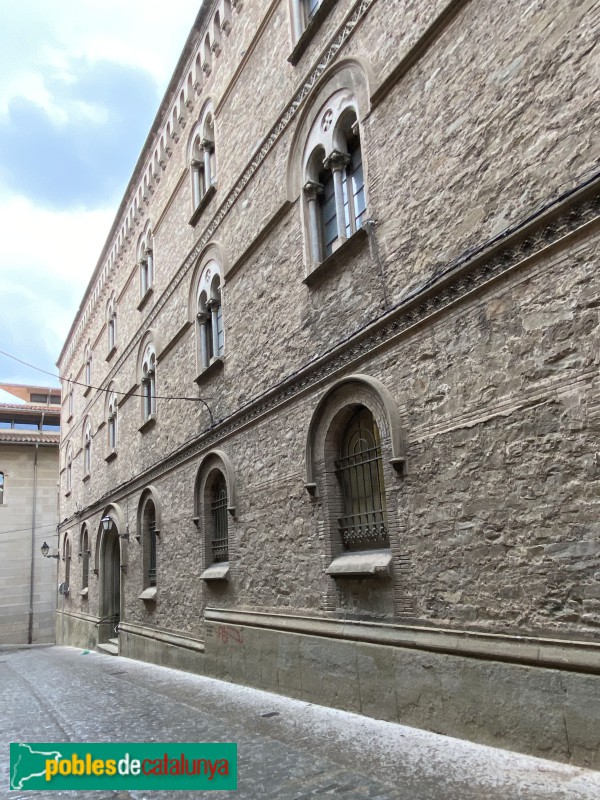 Vic - Convent de les Sagramentàries (Foto: Albert Esteves, 2022) Vic - Convent de les Sagramentàries