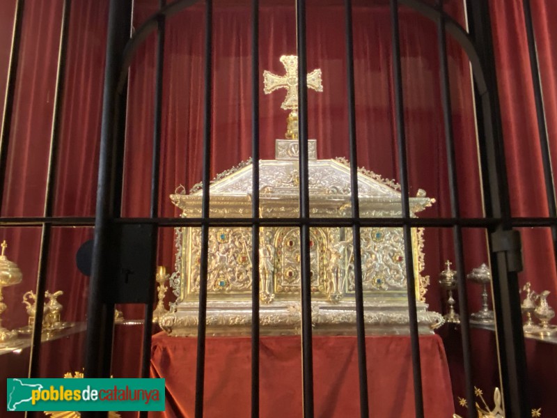 Tarragona - Catedral. Urna per al Monument de Dijous Sant (segle XVII) (Foto: Albert Esteves, 2022) Tarragona - Catedral. Urna per al Monument de Dijous Sant (segle XVII)