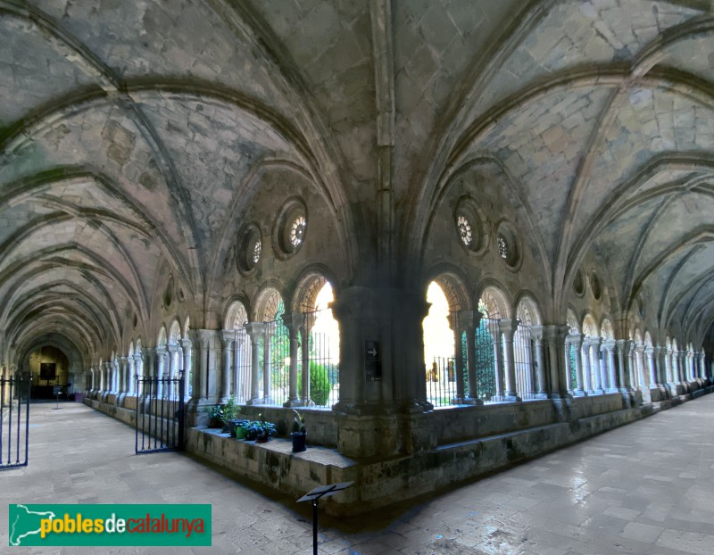 Tarragona - Catedral. Claustre (Foto: Albert Esteves, 2022) Tarragona - Catedral. Claustre