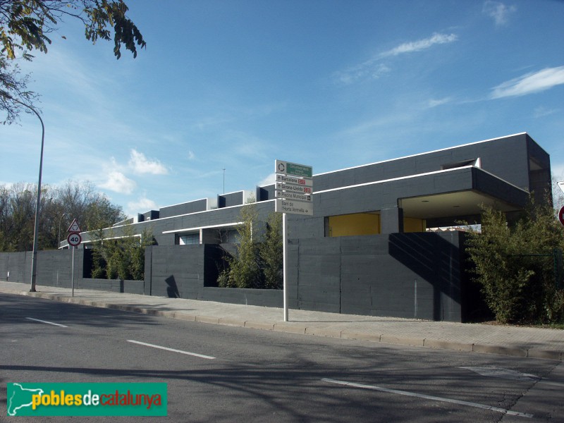 Vic - Escola Bressol Horta Vermella (Foto: Graciel·la Vidal, 2008) Vic - Escola Bressol Horta Vermella