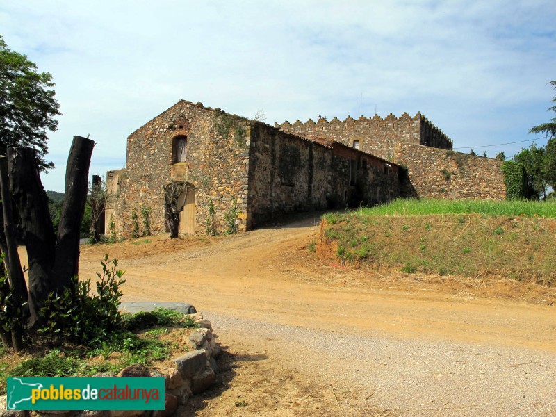 Les Franqueses del Vallès - Torre de Seva (Castell de Marata) (Foto: <i>Antoni Grifol</i>, 2013) Les Franqueses del Vallès - Torre de Seva (Castell de Marata)