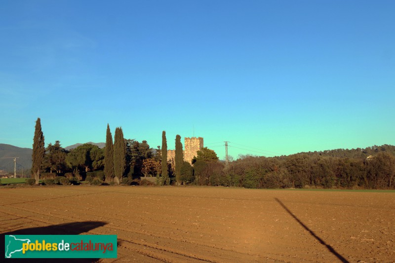 Les Franqueses del Vallès - Torre de Seva (Castell de Marata) (Foto: Albert Esteves, 2023) Les Franqueses del Vallès - Torre de Seva (Castell de Marata)