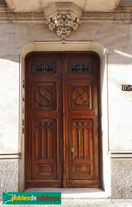 Barcelona - Diputació, 183-185 (Foto: Albert Esteves, 2023) Barcelona - Diputació, 183-185