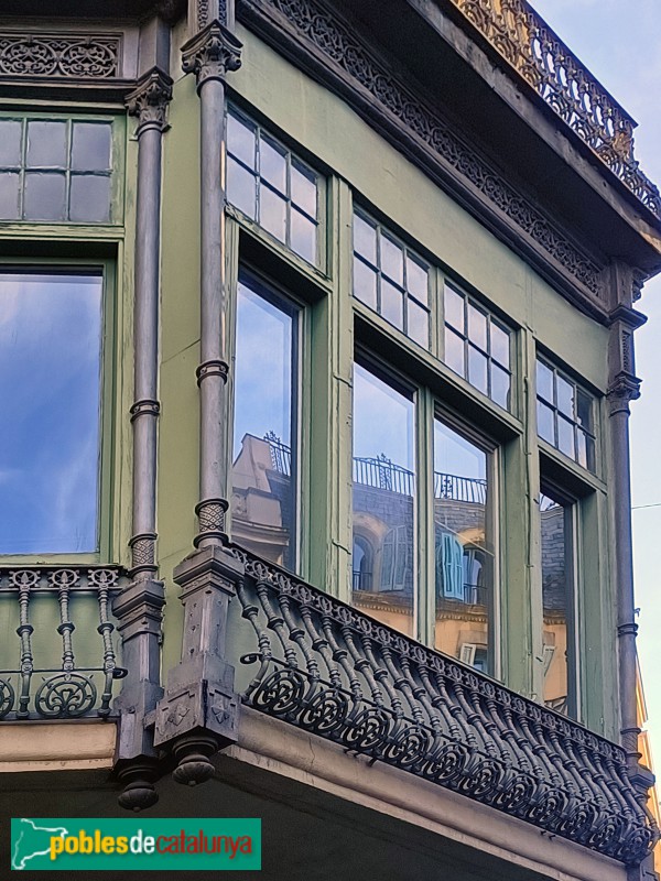 Barcelona - Balmes, 30 / Diputació, 232 (Foto: Anna Corcoll, 2022) Barcelona - Balmes, 30 / Diputació, 232