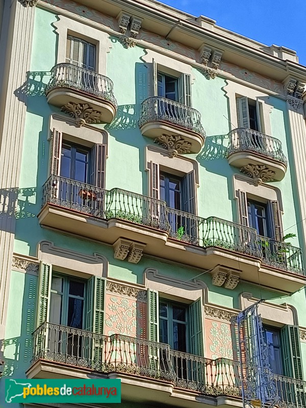 Barcelona - Balmes, 30 / Diputació, 232 (Foto: Anna Corcoll, 2022) Barcelona - Balmes, 30 / Diputació, 232