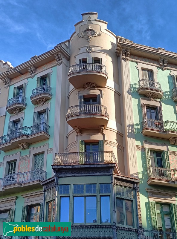 Barcelona - Balmes, 30 / Diputació, 232 (Foto: Anna Corcoll, 2022) Barcelona - Balmes, 30 / Diputació, 232