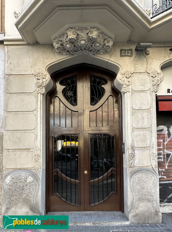 Barcelona - Aragó, 242 (Foto: Albert Esteves, 2023) Barcelona - Aragó, 242