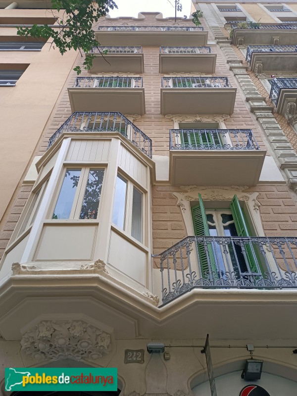 Barcelona - Aragó, 242 (Foto: Anna Corcoll, 2022) Barcelona - Aragó, 242