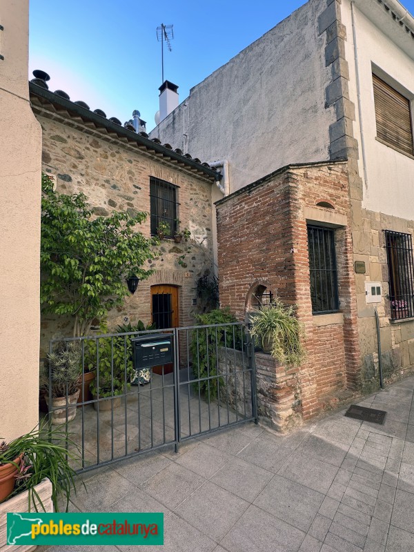 L'Ametlla del Vallès - Carrer Poeta Maragall (Foto: Albert Esteves, 2023) L'Ametlla del Vallès - Carrer Poeta Maragall