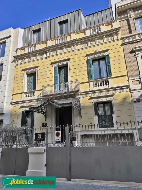 Barcelona - Passatge Mercader, 11 (Foto: Albert Esteves, 2023) Barcelona - Passatge Mercader, 11