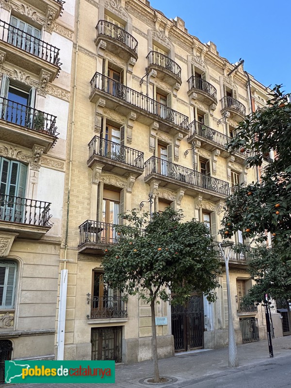 Barcelona - Passatge Mercader, 8 (Foto: Albert Esteves, 2023) Barcelona - Passatge Mercader, 8