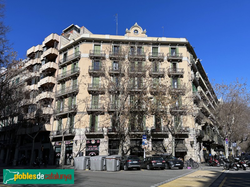 Barcelona - València, 185 / Aribau 72 (Foto: Albert Esteves, 2023) Barcelona - València, 185 / Aribau 72