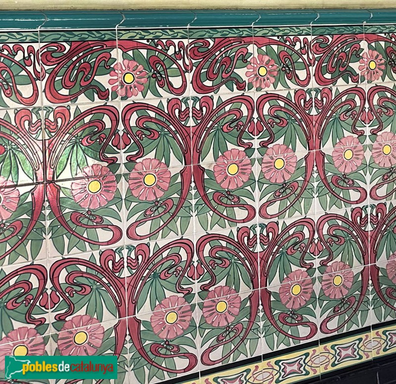 Barcelona - València, 185 / Aribau 72 (Foto: Albert Esteves, 2023) Barcelona - València, 185 / Aribau 72