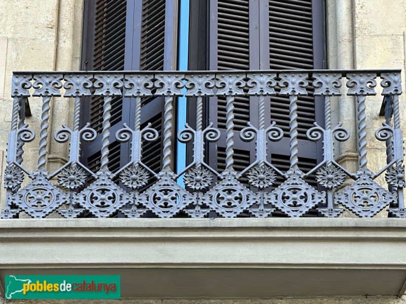 Barcelona - Aragó, 223 / Balmes, 61