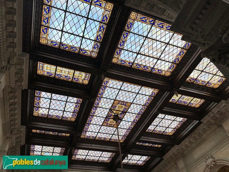 Barcelona - Casa de la Ciutat. Escala d'Honor (Foto: Albert Esteves, 2023) Barcelona - Casa de la Ciutat. Escala d'Honor