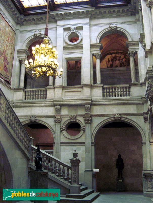 Barcelona - Casa de la Ciutat. Escala d'Honor (Foto: Albert Esteves, 2007) Barcelona - Casa de la Ciutat. Escala d'Honor
