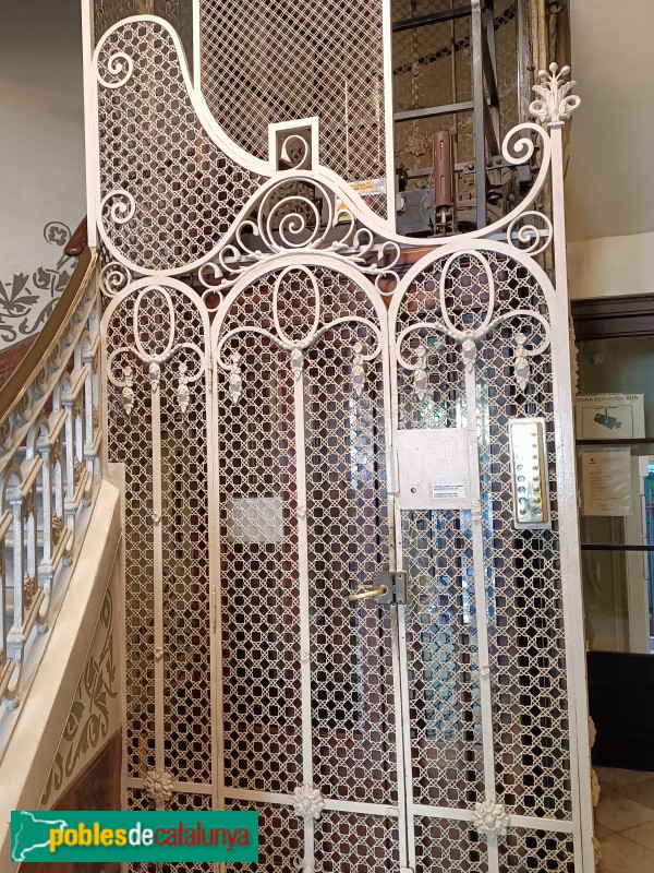 Barcelona - València, 226 / Enric Granados, 20 (Foto: Anna Corcoll, 2022) Barcelona - València, 226 / Enric Granados, 20