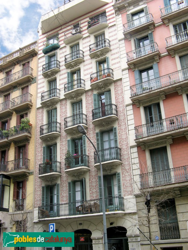 Barcelona - Còrsega, 258 (Foto: Albert Esteves, 2008) Barcelona - Còrsega, 258