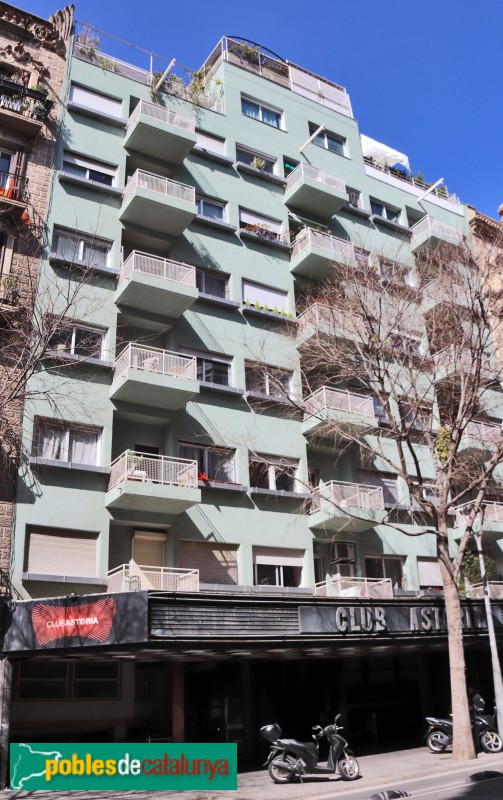 Barcelona - París, 193-199 (Foto: Albert Esteves, 2023) Barcelona - París, 193-199