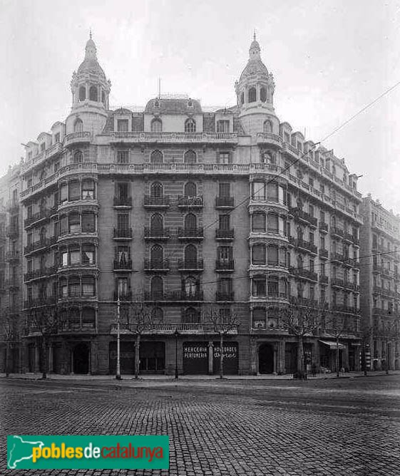 Barcelona - Londres, 88-90 / Muntaner, 193-195 (Foto: <i>Fons Ferran</i>) Barcelona - Londres, 88-90 / Muntaner, 193-195
