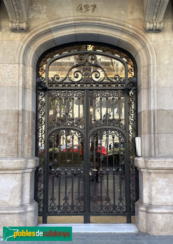 Barcelona - Diagonal, 427 (Foto: Albert Esteves, 2023) Barcelona - Diagonal, 427