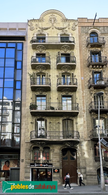 Barcelona - Balmes, 159 (Foto: Albert Esteves, 2023) Barcelona - Balmes, 159