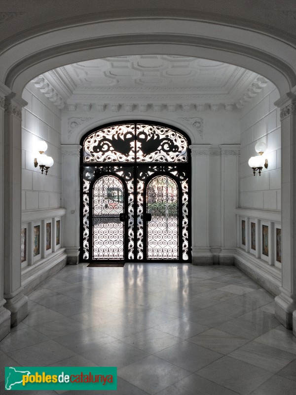 Barcelona - Diagonal, 411 (Foto: Anna Corcoll, 2022) Barcelona - Diagonal, 411