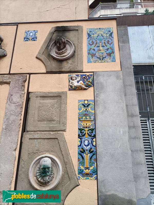 Barcelona - Mural de l'Editorial Sopena (Foto: Anna Corcoll, 2022) Barcelona - Mural de l'Editorial Sopena