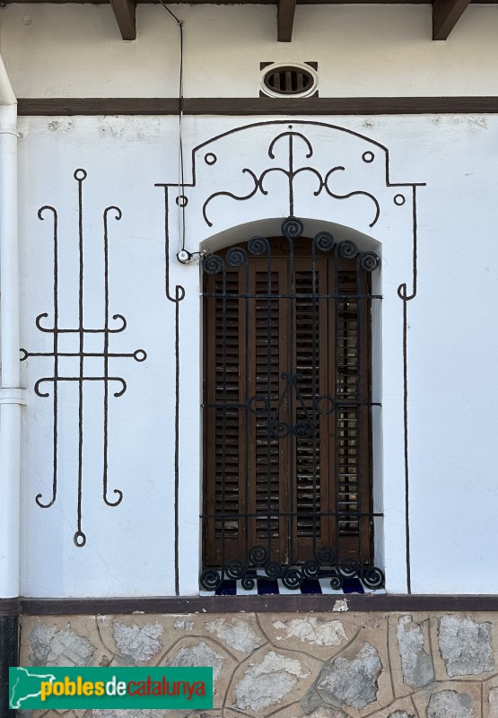 Aiguafreda - Carrer Salvador Dachs, 3-5-7