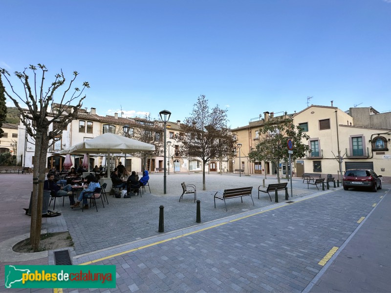 Aiguafreda - Plaça Major (Foto: Albert Esteves, 2023) Aiguafreda - Plaça Major